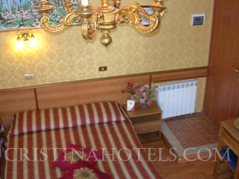 Hotel Cristina Рим Экстерьер фото